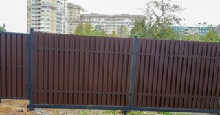 Купить распашные ворота из штакетника Минеральные Воды, цена от 2716 руб.